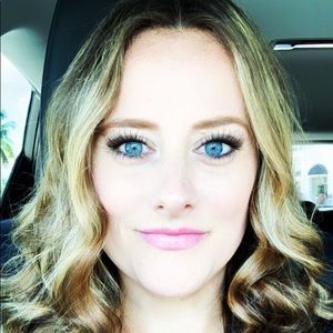 Meet your Posher, Erika